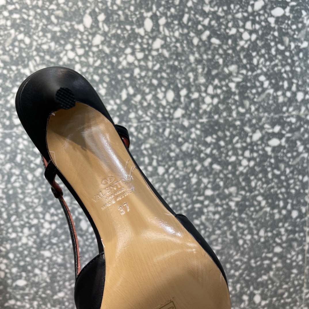 Women's high heels